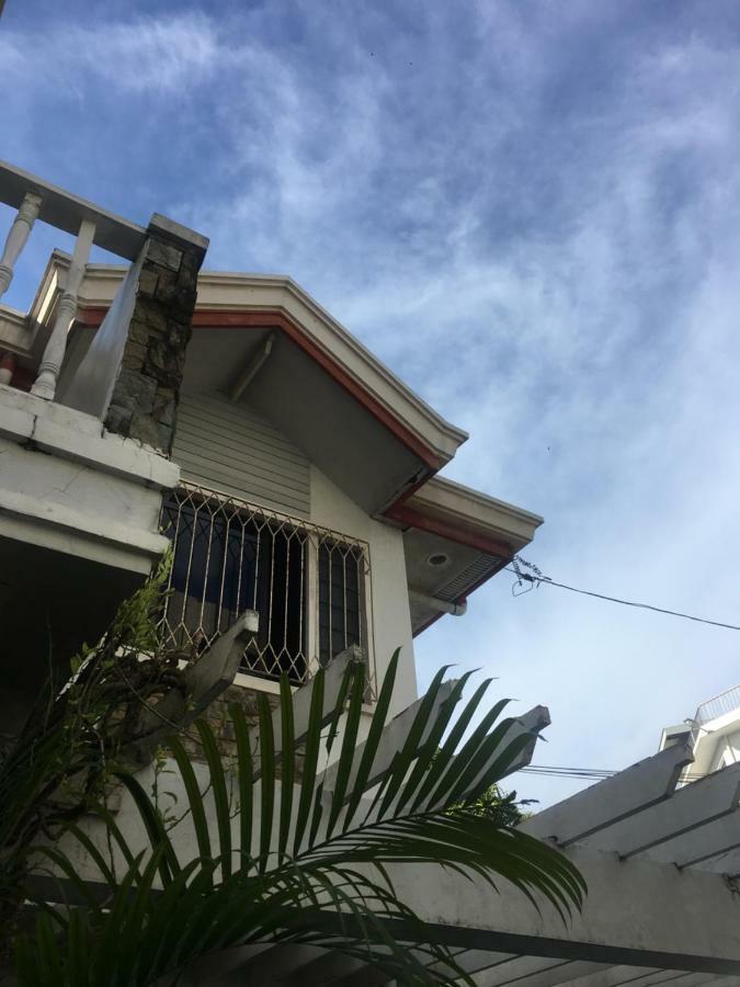 Joyful Island Hostel Lapu-Lapu City Esterno foto