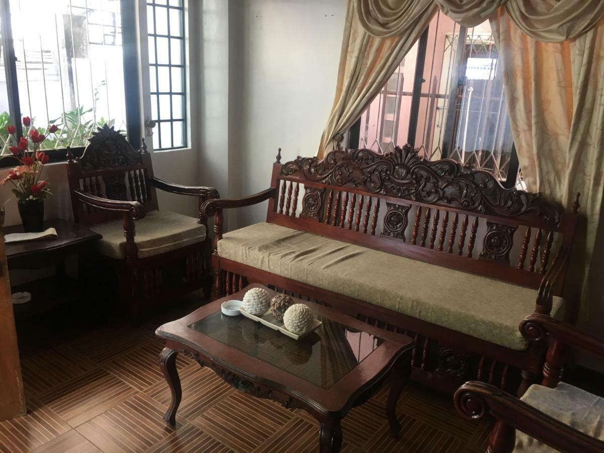 Joyful Island Hostel Lapu-Lapu City Esterno foto