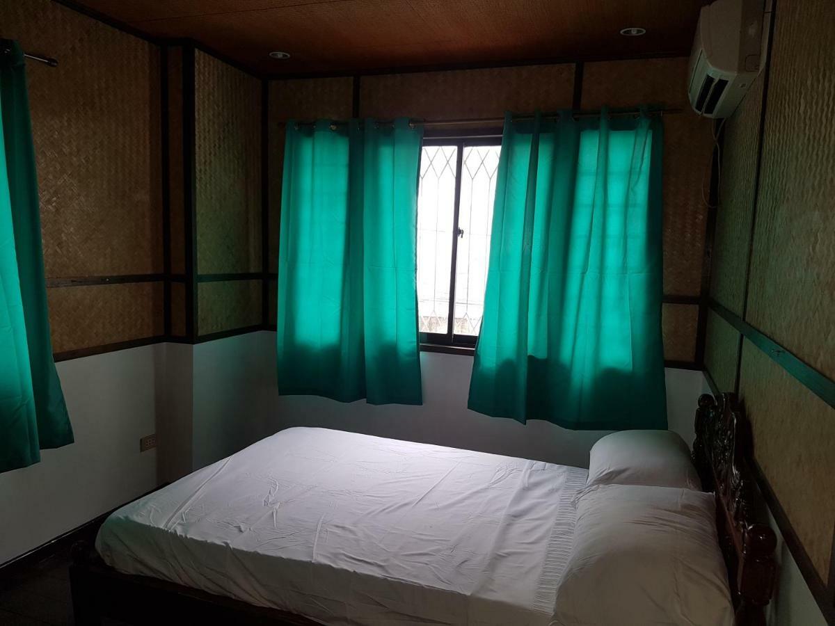 Joyful Island Hostel Lapu-Lapu City Esterno foto