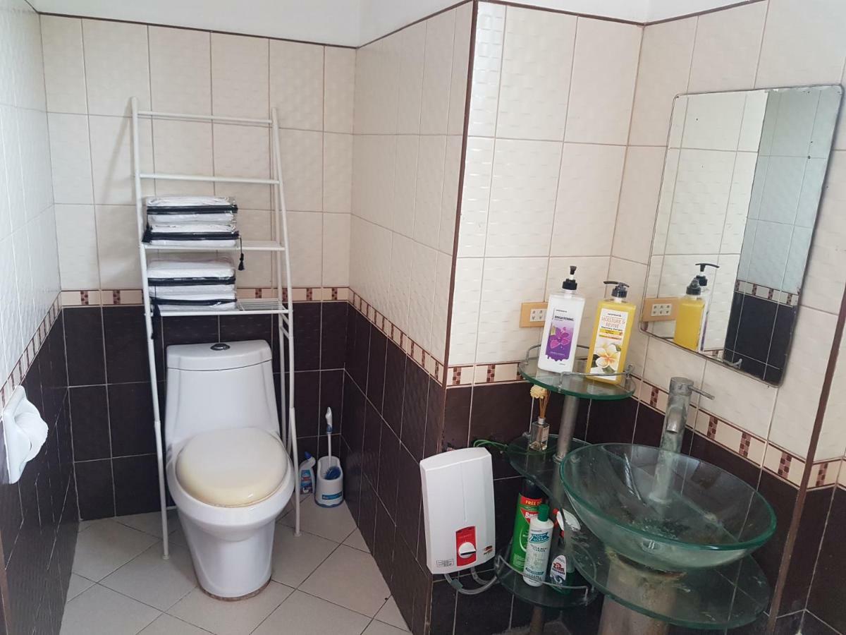 Joyful Island Hostel Lapu-Lapu City Esterno foto